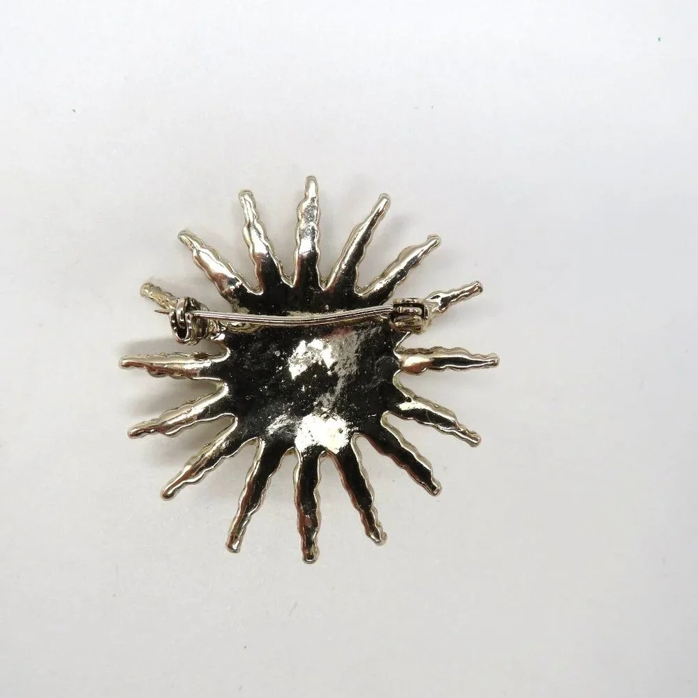 Vintage Starburst Brooch Graduated Imitation Pearls 2